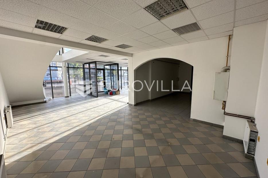 Poslovni prostori Na predaj -  Vukovar