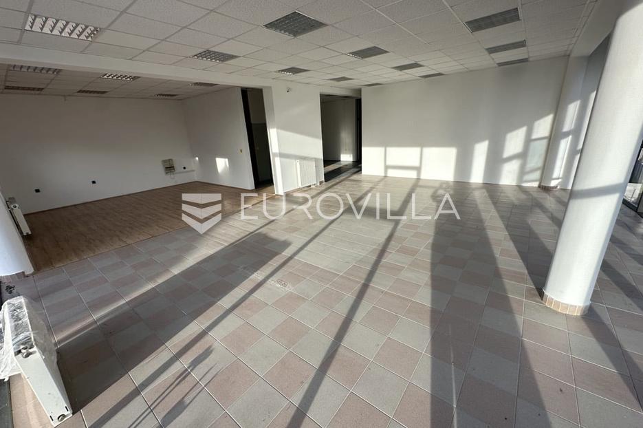 Poslovni prostori Na predaj -  Vukovar