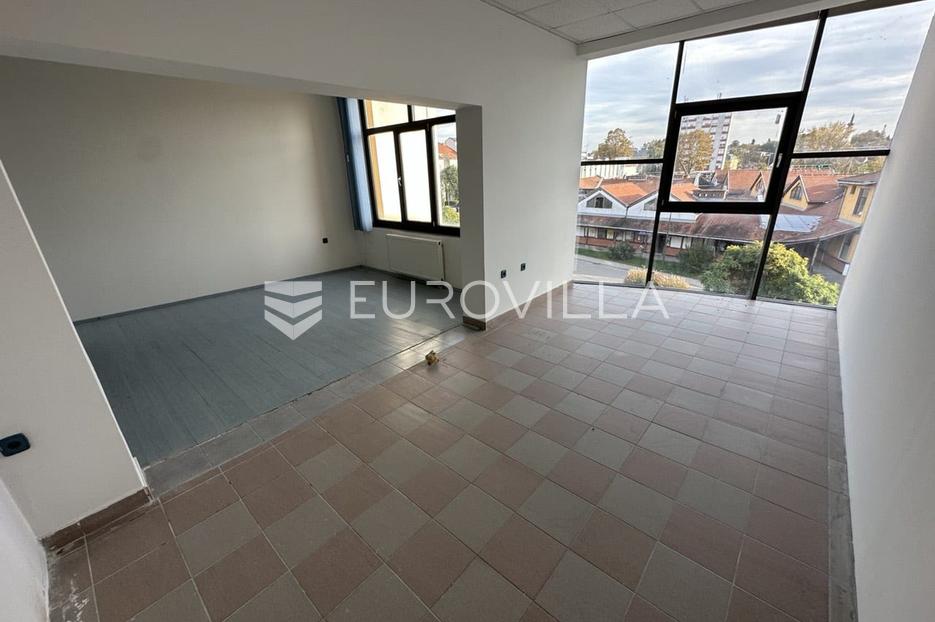 Poslovni prostori Na predaj -  Vukovar
