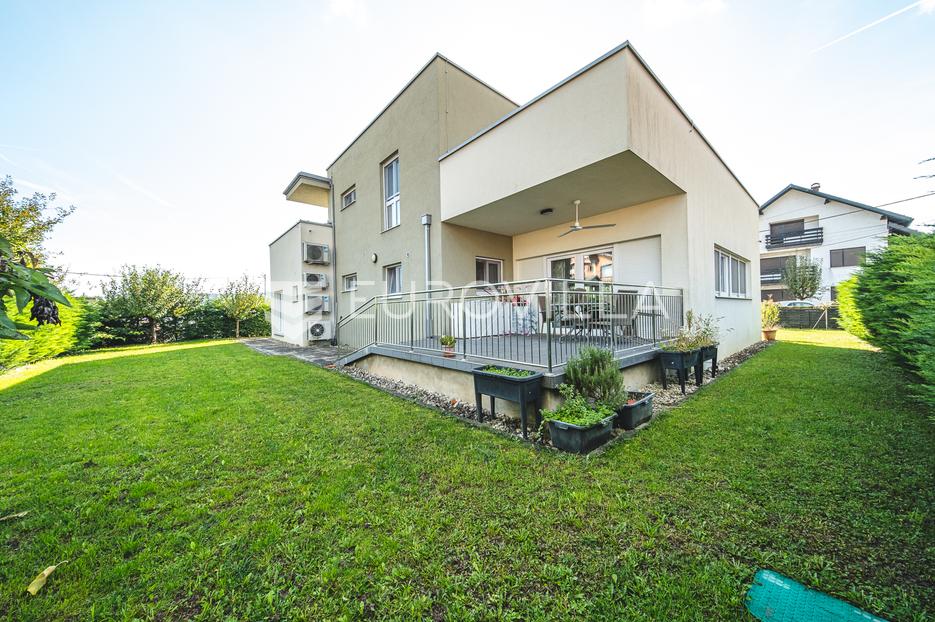 Kuća Na prodaju -  Samobor