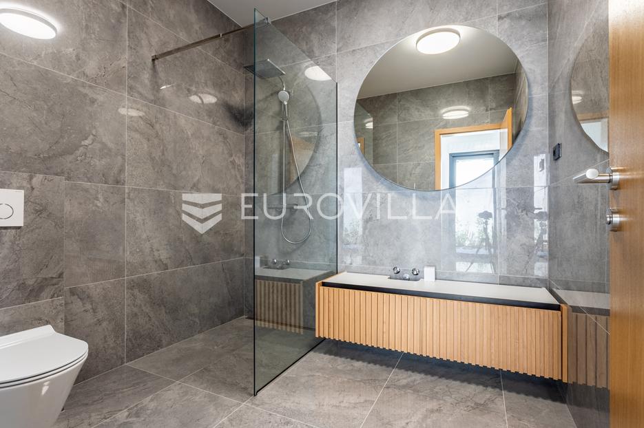 Maison À vendre - Splitsko-dalmatinska Dugi Rat