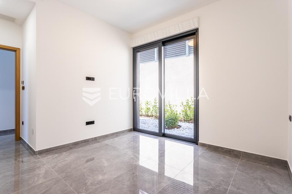 Maison À vendre - Splitsko-dalmatinska Dugi Rat