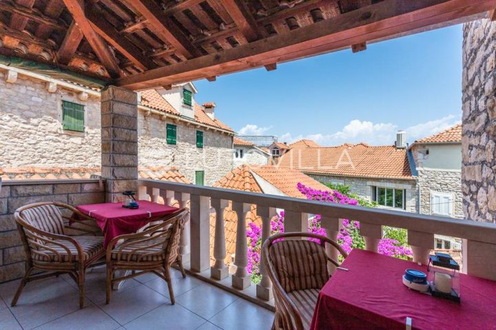 Casa In vendita - Splitsko-dalmatinska Supetar - foto 3/29