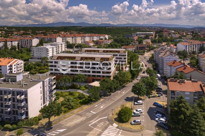Poslovni prostor na prodaju 109 m² – Srdoči