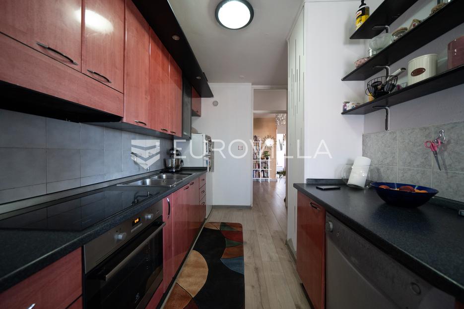 Appartamento In vendita -  Zadar