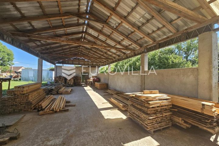 Komerčné na predaj 1500 m² – Poganovci