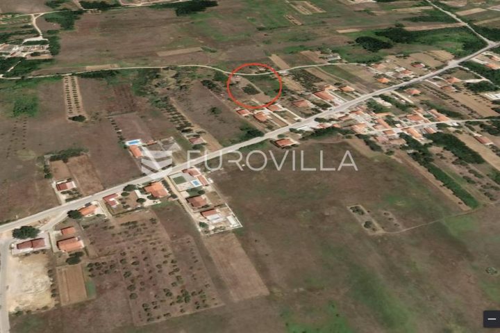 Zemljište na prodaju 2221 m² – Privlaka