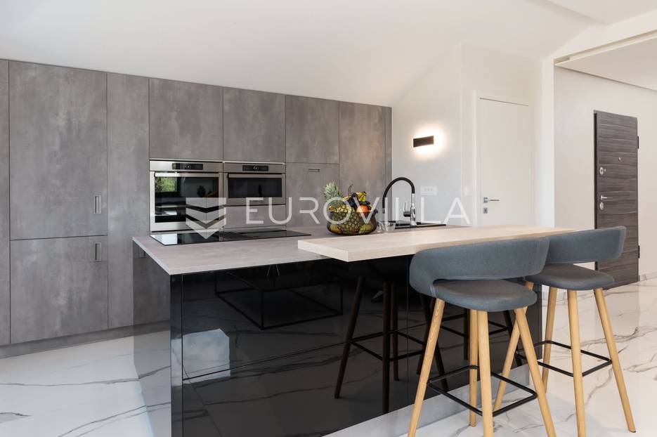 Haus Zu verkaufen -  Funtana