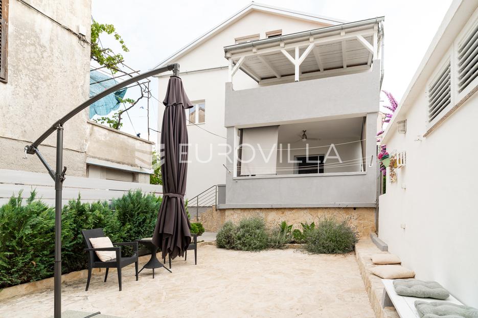 House For sale -  Preko