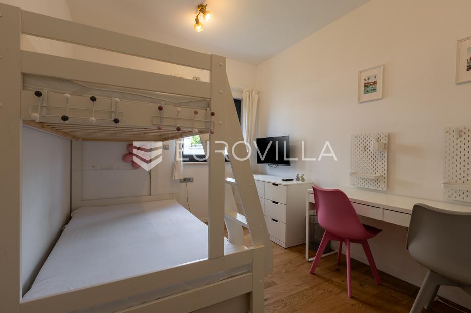 Apartma Na predaj -  Pula