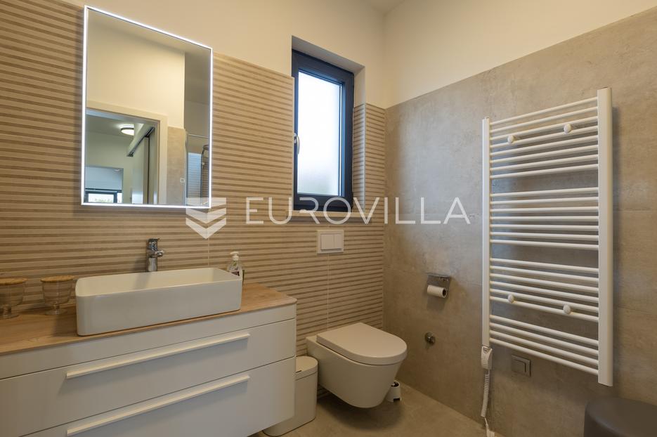 Apartma Na predaj -  Pula