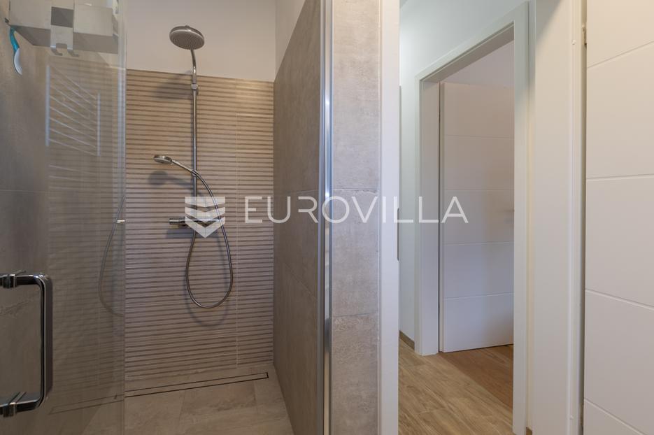 Apartma Na predaj -  Pula