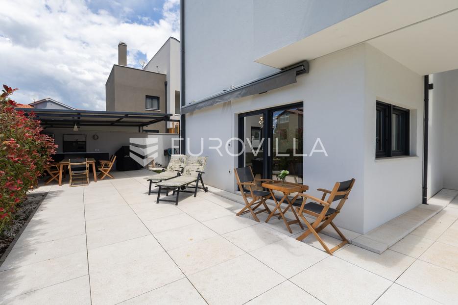 Apartma Na predaj -  Pula