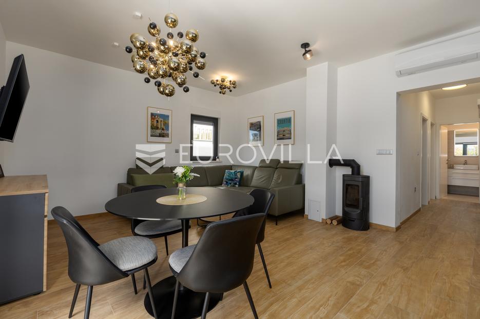 Apartma Na predaj -  Pula