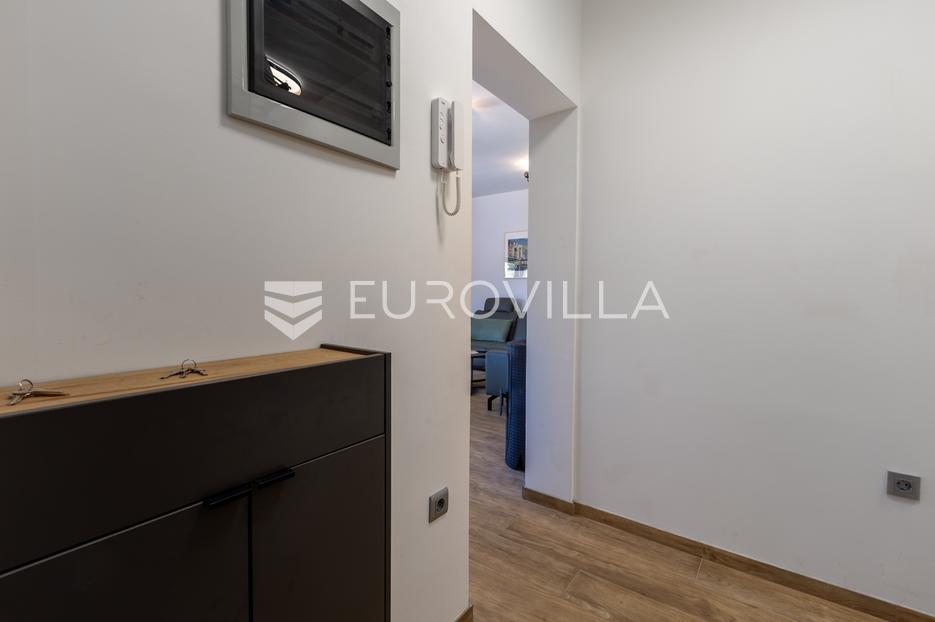 Apartma Na predaj -  Pula