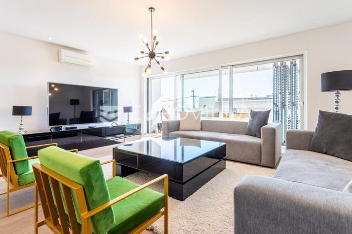 Flat for sale 150 m² – Meje