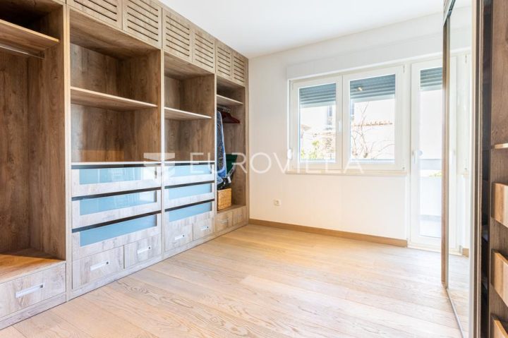 Flat For sale - Splitsko-dalmatinska Split - foto 5/21