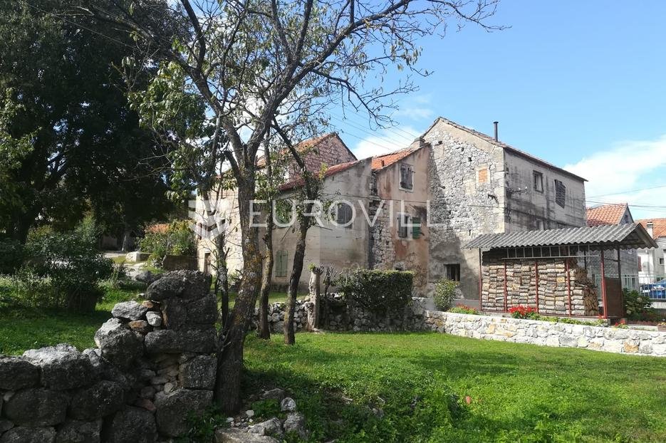 Dom Na sprzedaż - Splitsko-dalmatinska Sinj - foto 1/14