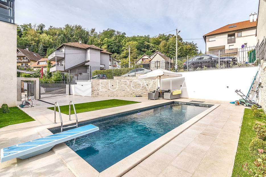 Maison À vendre -  Črnomerec