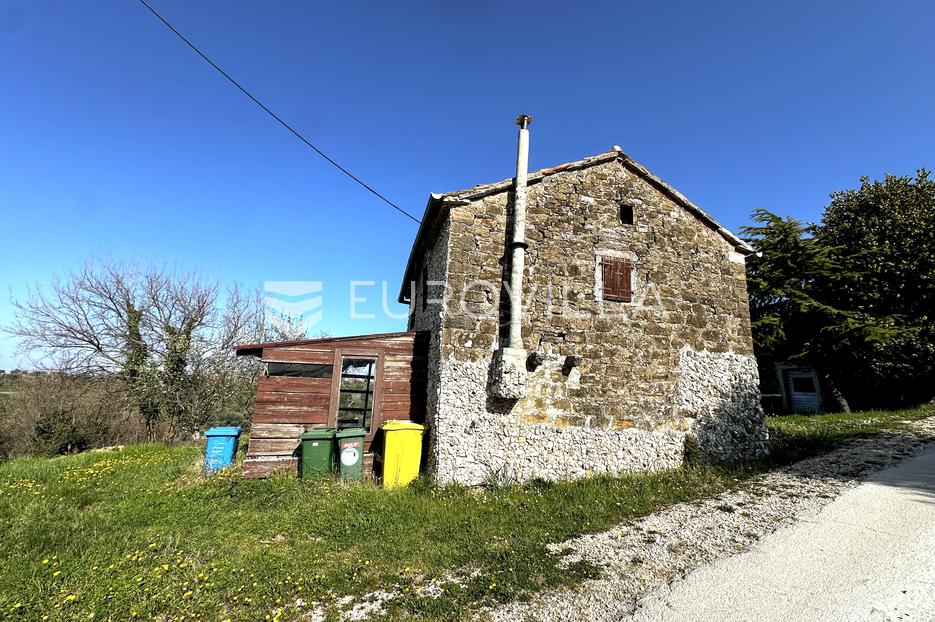House For sale -  Buje