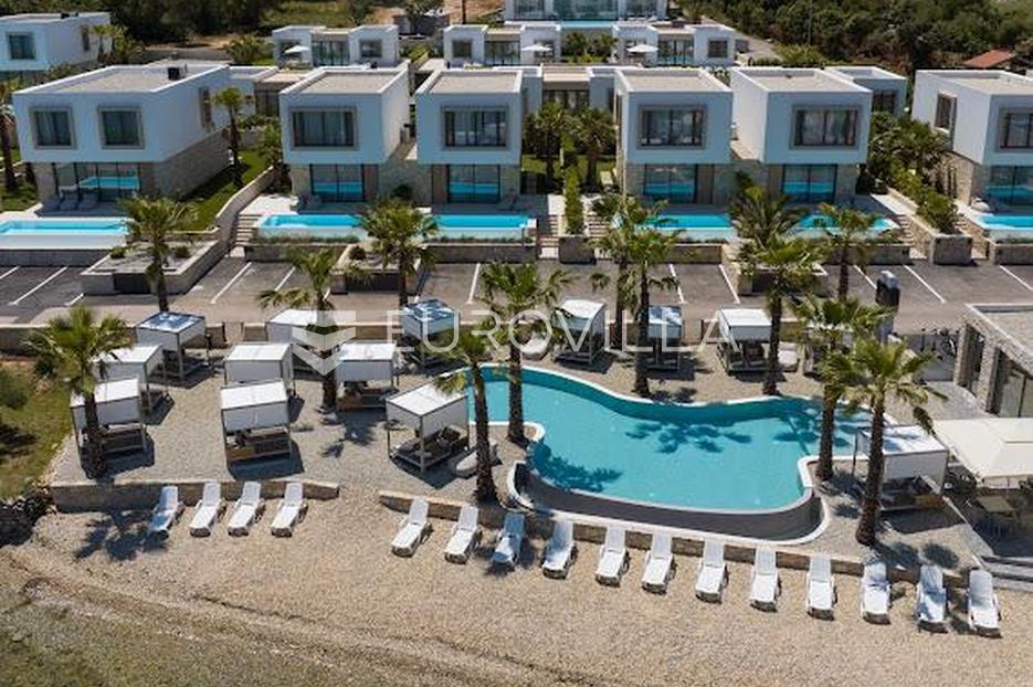 House For sale -  Tkon