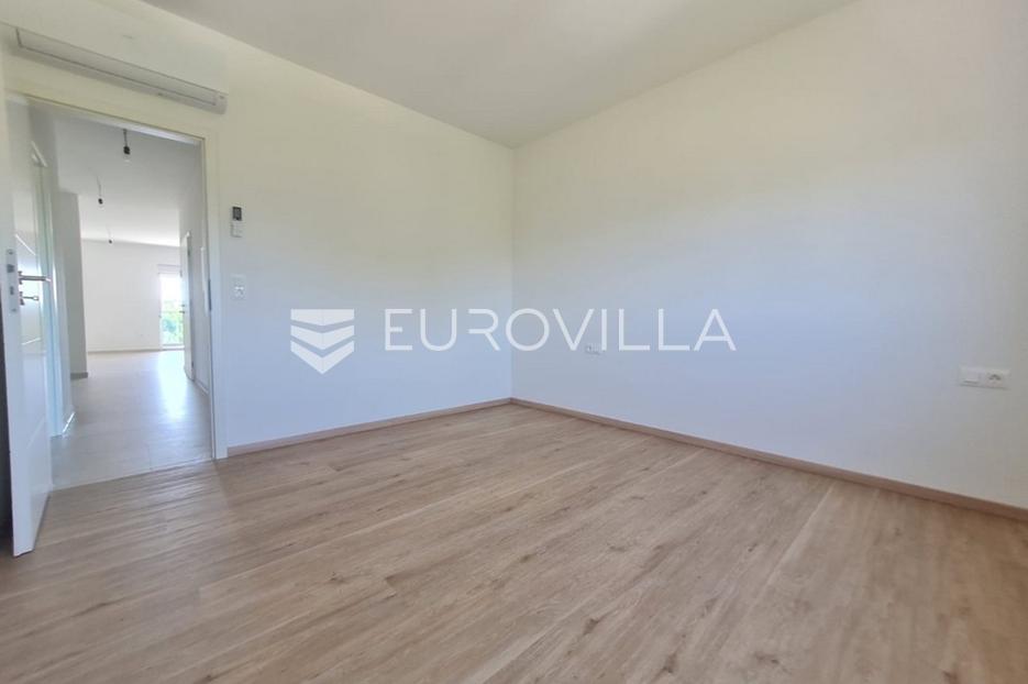 Flat For sale -  Vir
