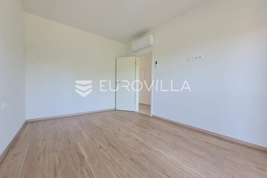 Flat For sale -  Vir