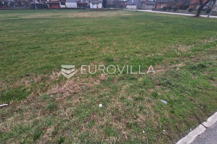 Terrain à vendre 3154 m² – Duga Resa