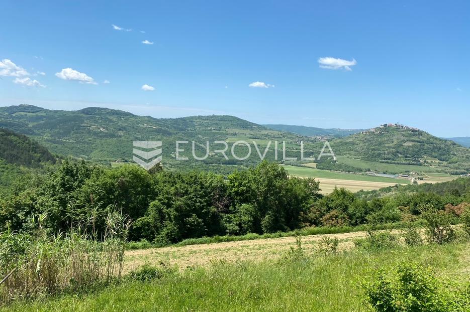 Zemljište Na prodaju -  Motovun