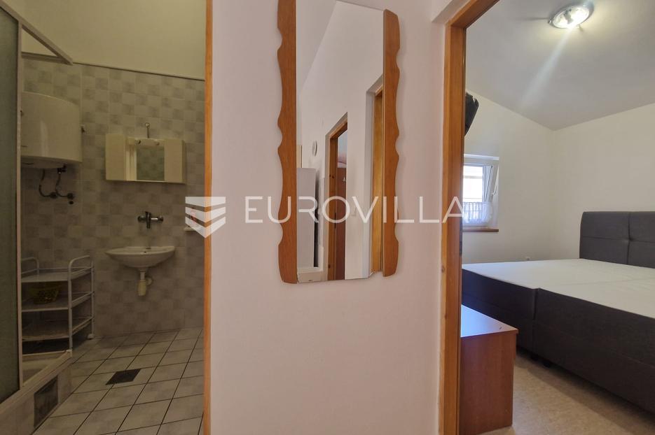 House For sale -  Vir