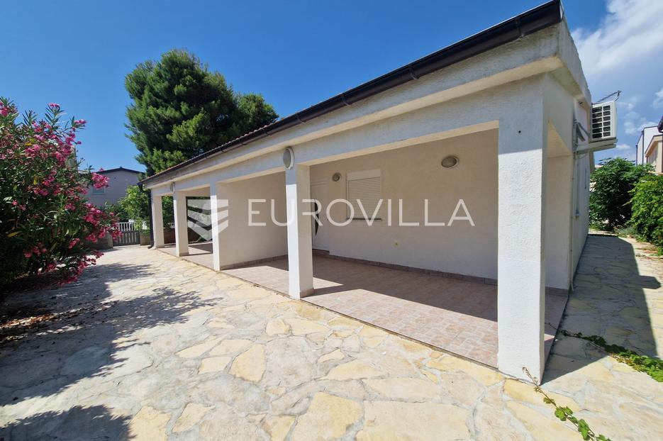 House For sale -  Vir