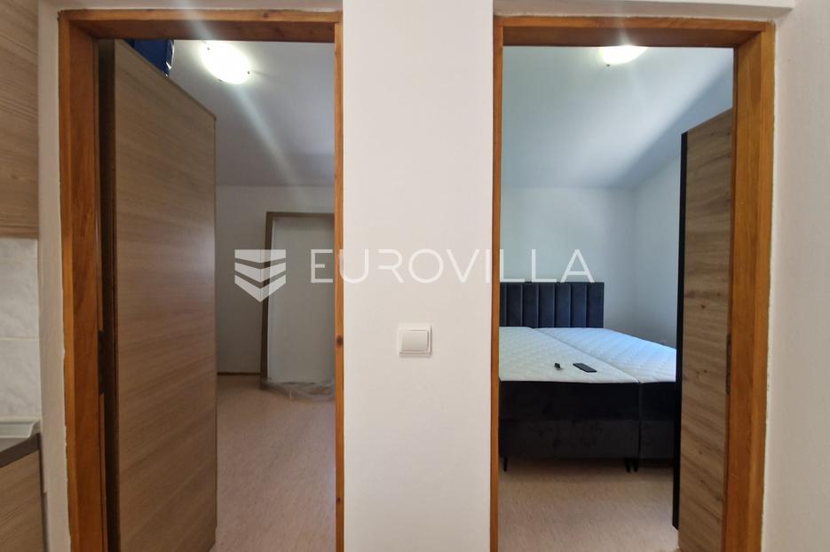 House For sale -  Vir
