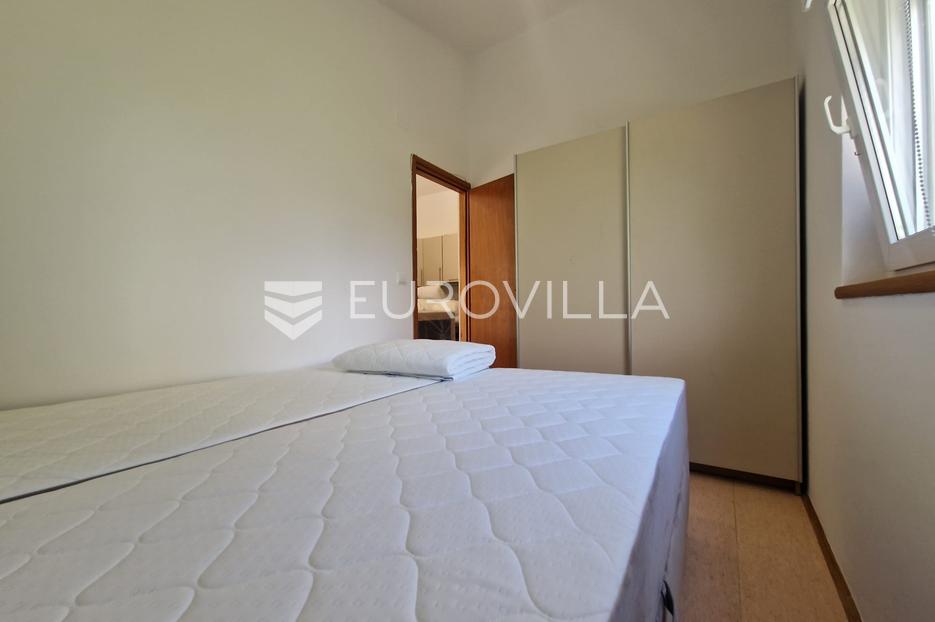 House For sale -  Vir