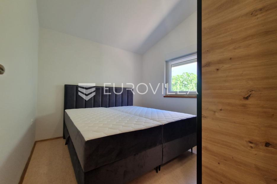 House For sale -  Vir