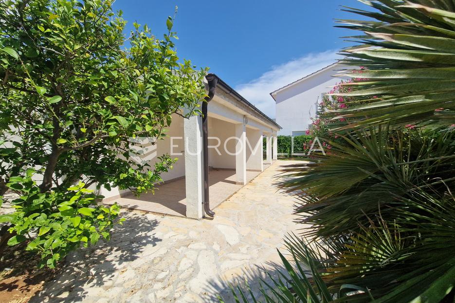 House For sale -  Vir