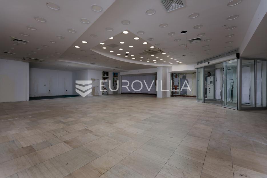 Poslovni prostor Na prodaju -  Rijeka