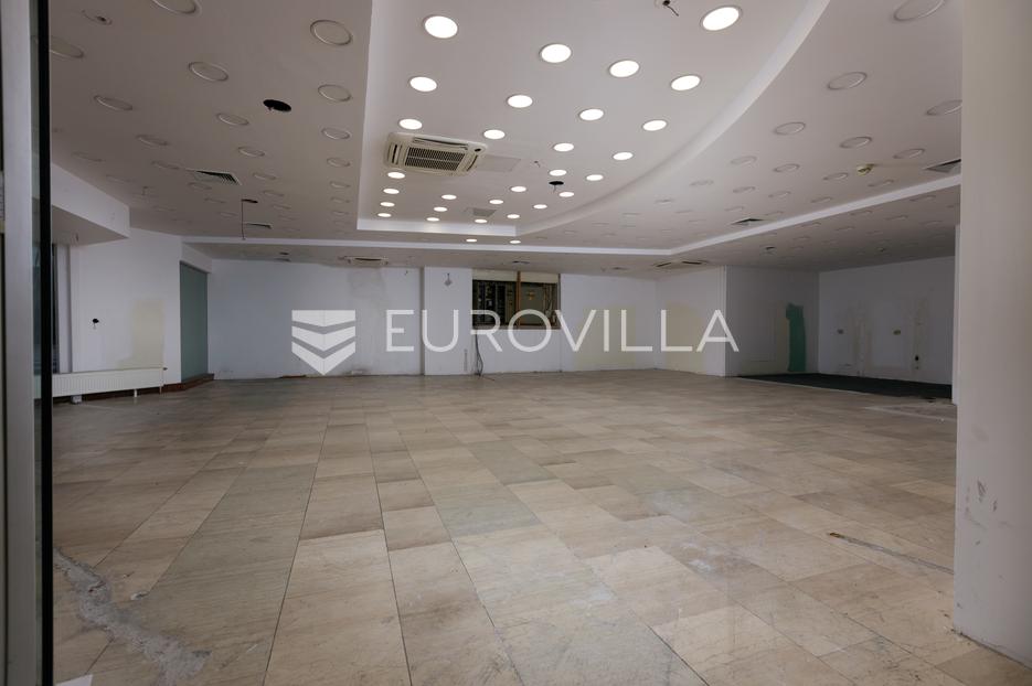 Poslovni prostor Na prodaju -  Rijeka