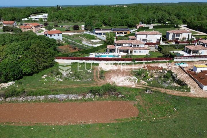 Zemljište na prodaju 1445 m² – Mrgani