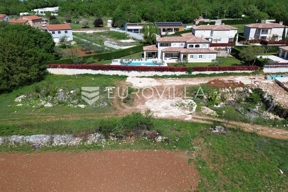 Parcela Naprodaj - Istarska Kanfanar