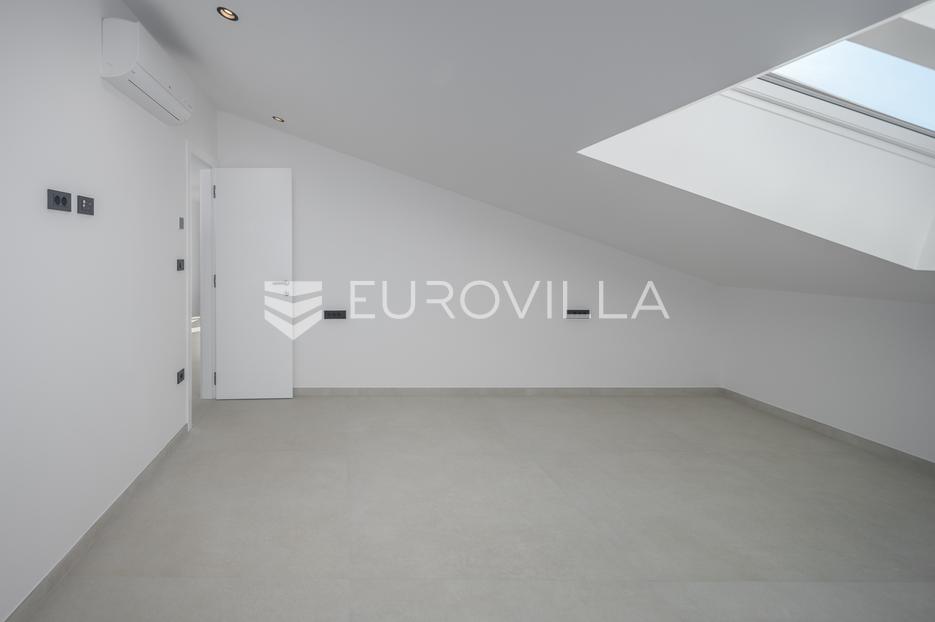 Flat For sale -  Rovinj
