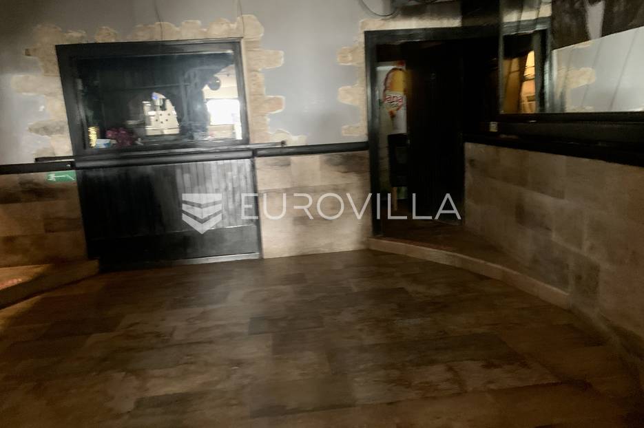 Poslovni prostor Na prodaju -  Poreč