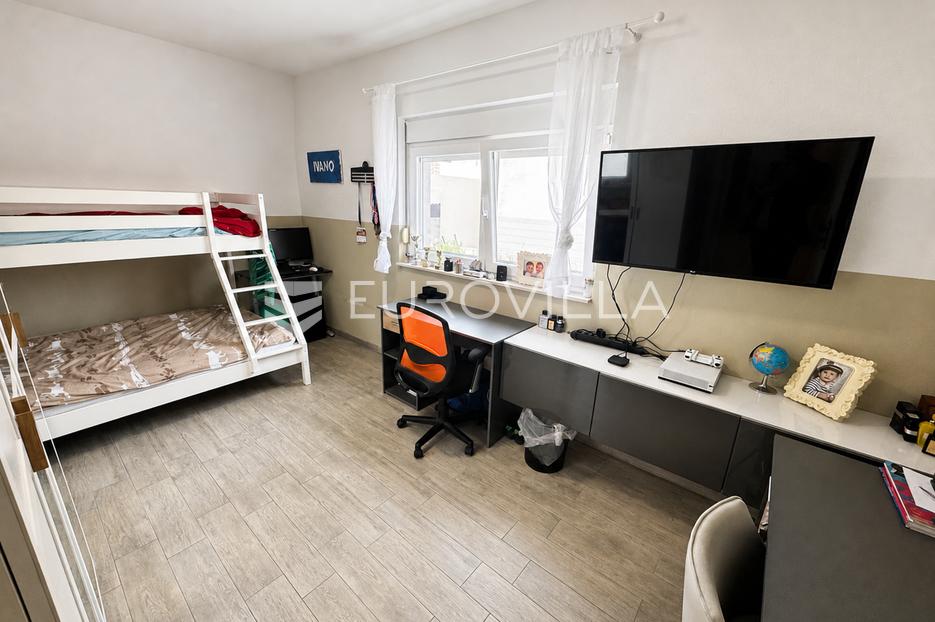 House For sale -  Ražanac