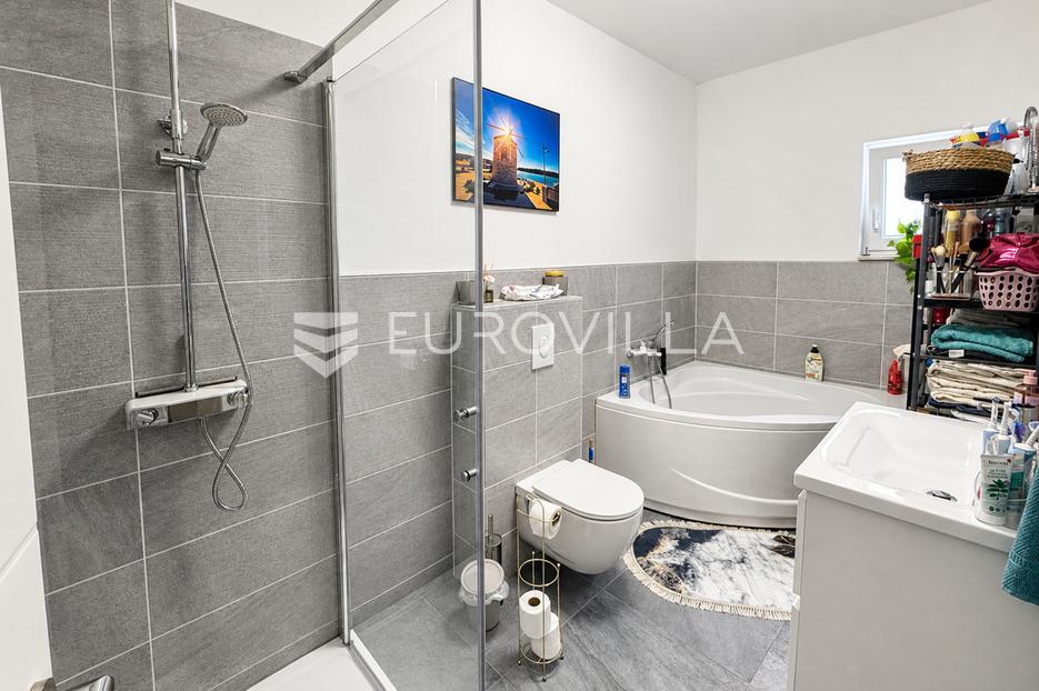 House For sale -  Ražanac