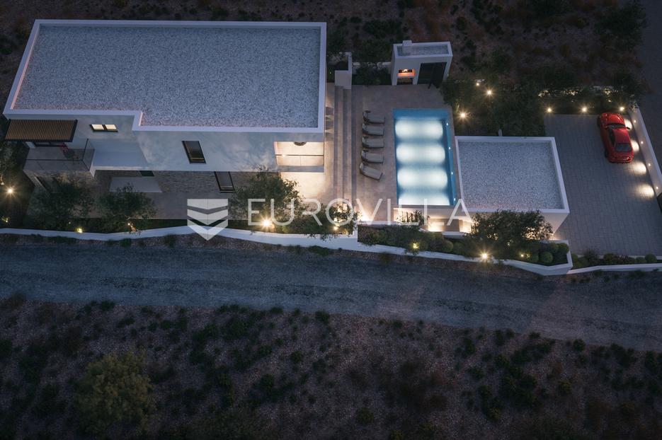 Casa In vendita -  Šibenik - Okolica