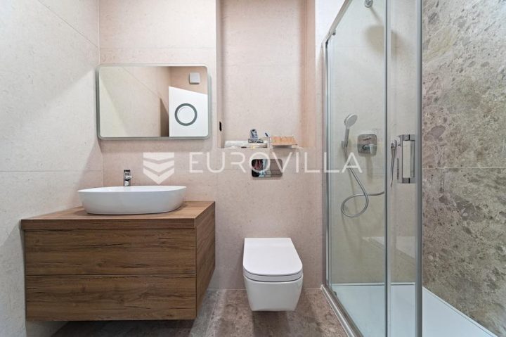 Flat for sale 75 m² – Donji Grad