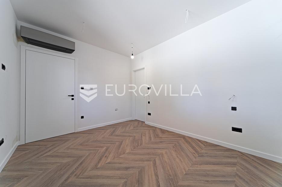 Apartmán Na predaj -  Osijek