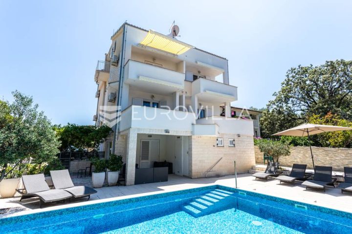 Maison à vendre 439 m² – Okrug Donji