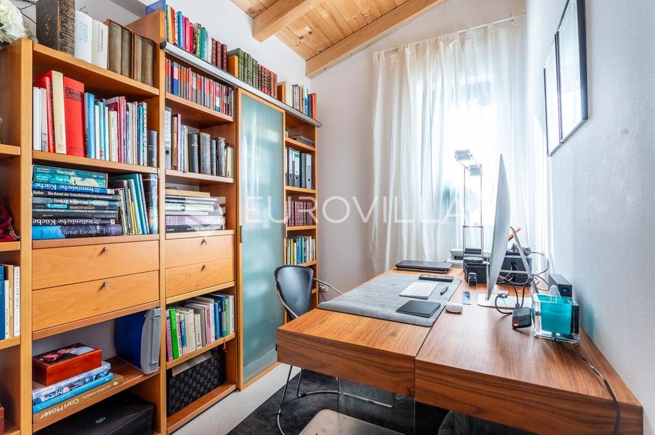 Haus Zu verkaufen - Splitsko-dalmatinska Trogir - Okolica