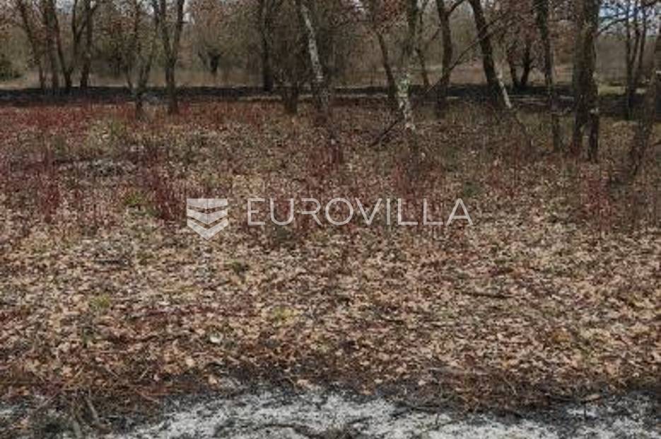 Parcela Naprodaj - Istarska Tinjan