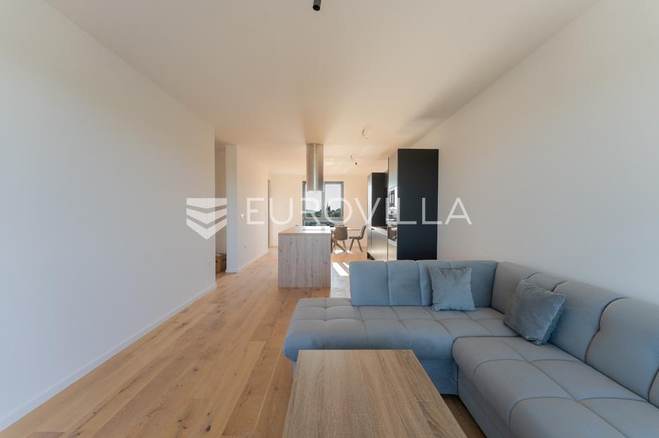 Apartma Na predaj -  Pula